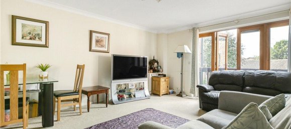 Apartamento T2 em Surrey, United Kingdom N.º 8588 8