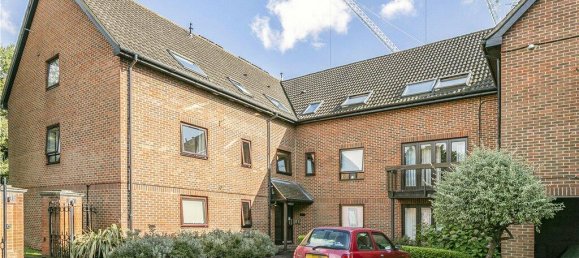 Apartamento T2 em Surrey, United Kingdom N.º 8588 10