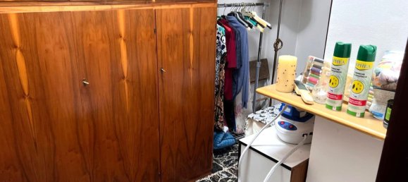 5 rooms Apartment in Reggio Emilia, Italy No. 70811 11