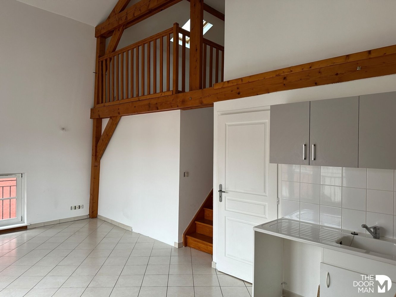 Дуплекс с 2 спальнями в Валансьен, Франция № 243683