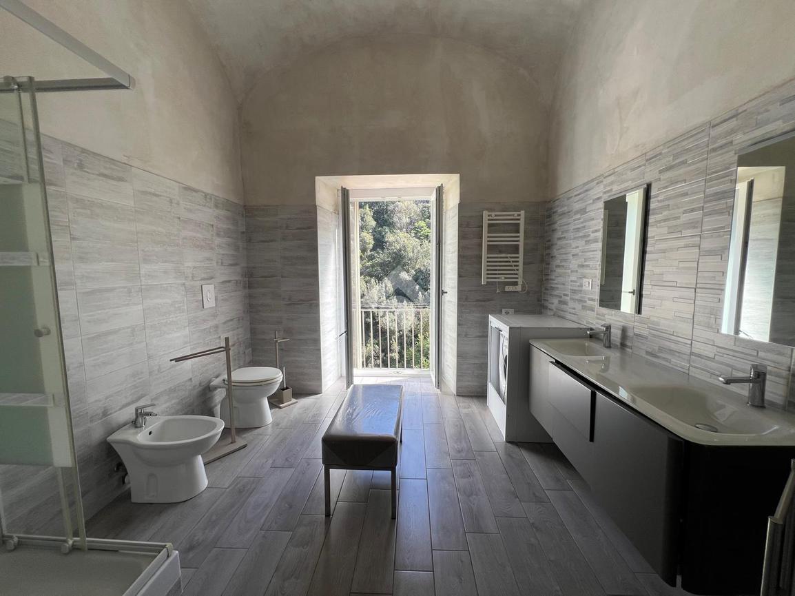 4 rooms Apartment in Vietri sul Mare, Italy No. 39321