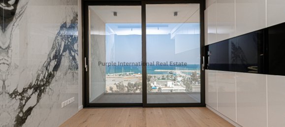 3 bedrooms Apartment in Larnaca, Cyprus No. 1042 16