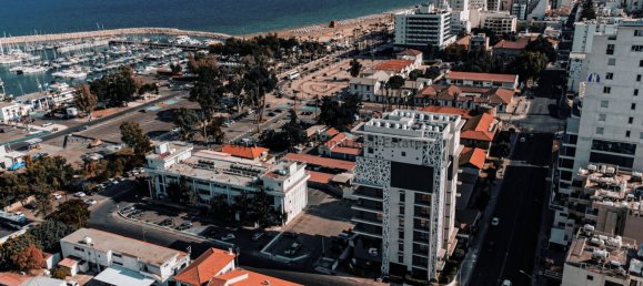 3 bedrooms Apartment in Larnaca, Cyprus No. 1042 22