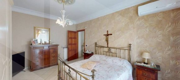 3-salle Appartement à Casandrino, Italy No. 22523 17