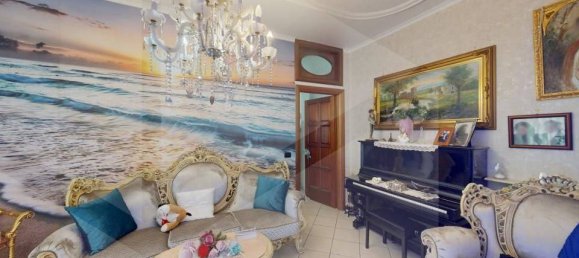 3-salle Appartement à Casandrino, Italy No. 22523 4
