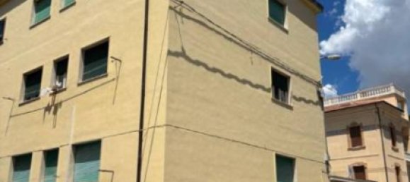 2 Schlafzimmer Wohnung in Penne, Italy, Nr. 342198 3