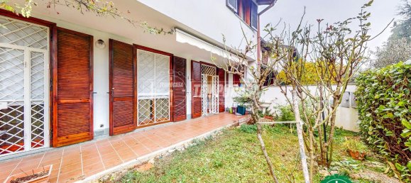 Квартира с 3 комнатами в Пастурана, Италия № 164190 35