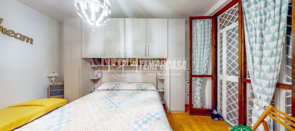 Квартира с 3 комнатами в Пастурана, Италия № 164190 14