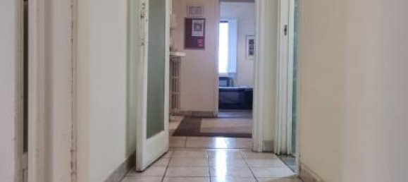 5 rooms Apartment in Florence, Italy No. 32970 12