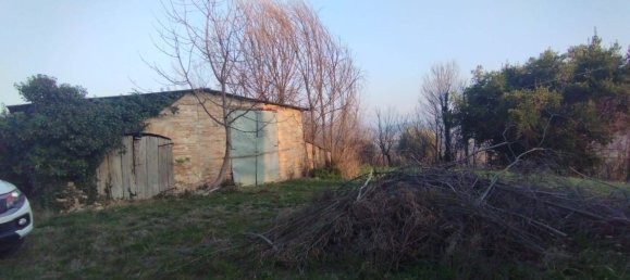 Дом с 12 комнатами в Мальяно ди Тенна, Италия № 115335 3