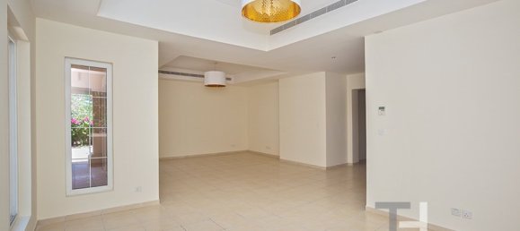 Villa T4 em Arabian Ranches, UAE N.º 28470 5