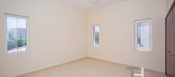 Villa T4 em Arabian Ranches, UAE N.º 28470 15