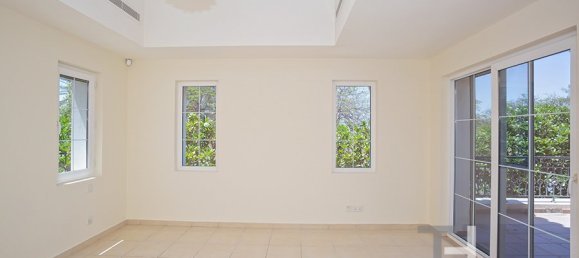 Villa T4 em Arabian Ranches, UAE N.º 28470 20