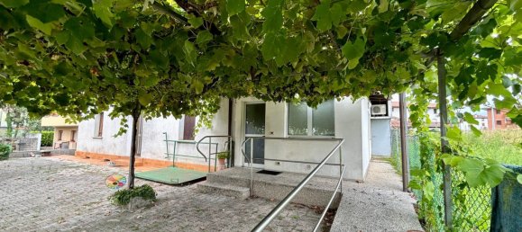 12 chambres Maison à Udine, Italy No. 315439 4