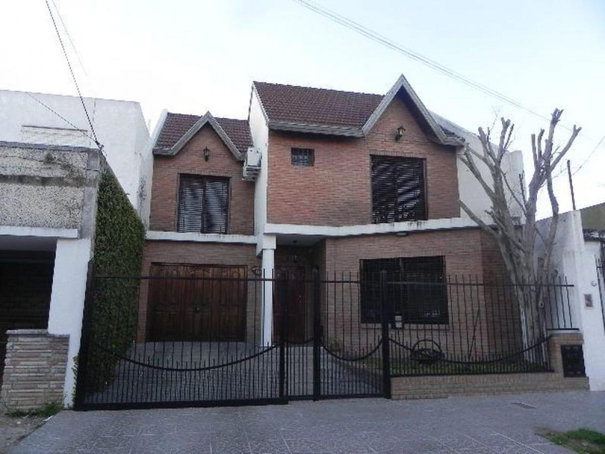 3 bedrooms House in Bermudez, Argentina No. 6698