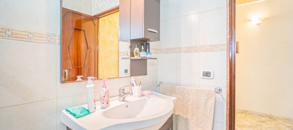 4-Zimmer Wohnung in Bari, Italy, Nr. 20304 25