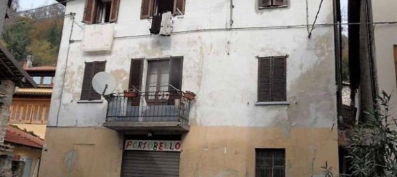 3 bedrooms Apartment in Cuveglio, Italy No. 283485 5