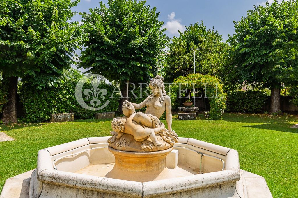 10 bedrooms Villa in Quarrata, Italy No. 206179