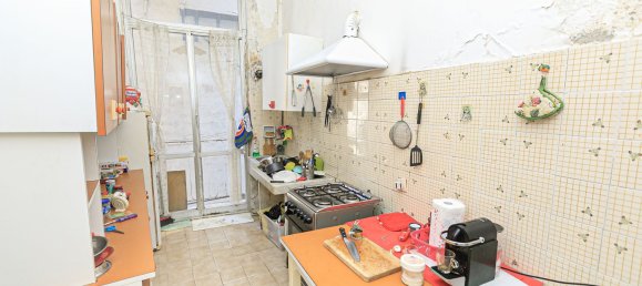 4 Schlafzimmer Wohnung in Genoa, Italy, Nr. 349418 6