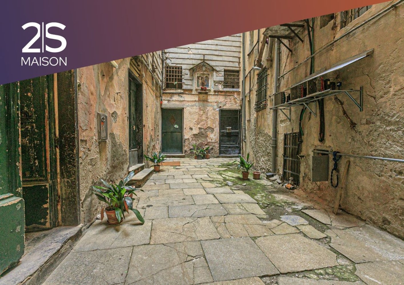 4 Schlafzimmer Wohnung in Genoa, Italy, Nr. 349418