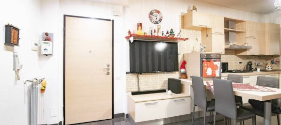 2 chambres Appartement à Senago, Italy No. 206946 4