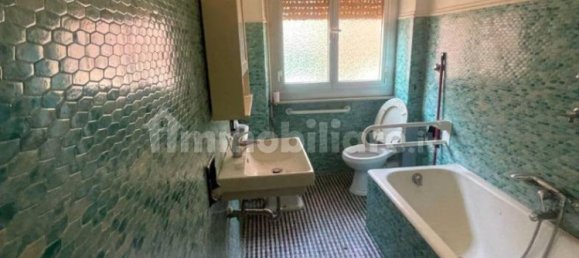 2 bedrooms Apartment in Genoa, Italy No. 313366 10