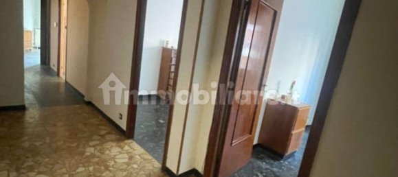 2 bedrooms Apartment in Genoa, Italy No. 313366 3