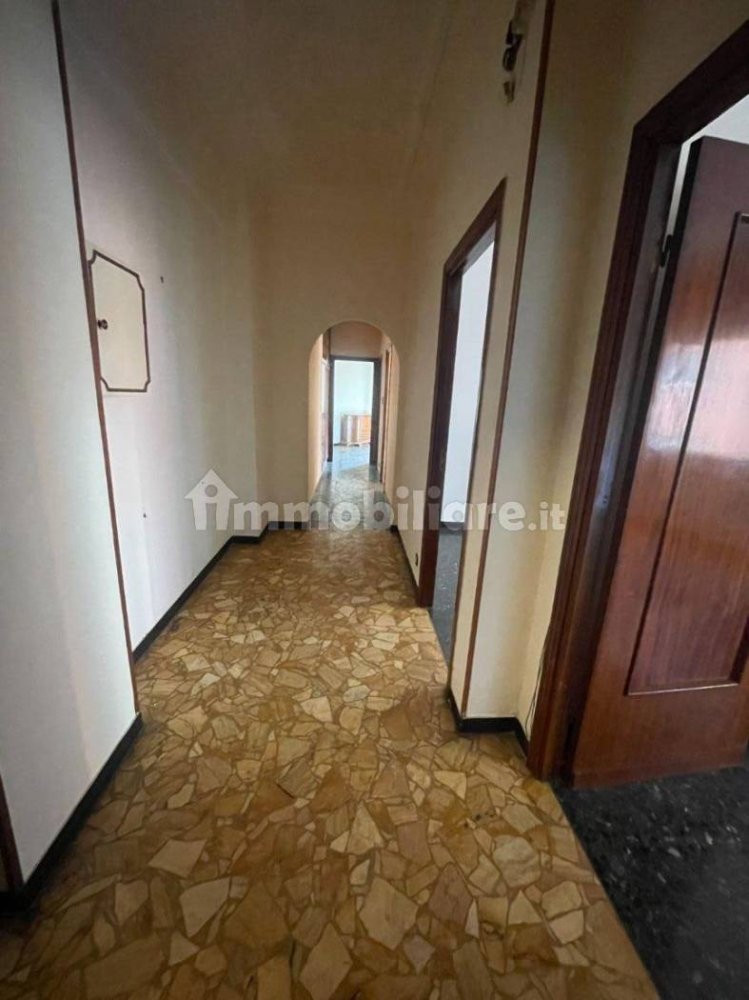 2 bedrooms Apartment in Genoa, Italy No. 313366