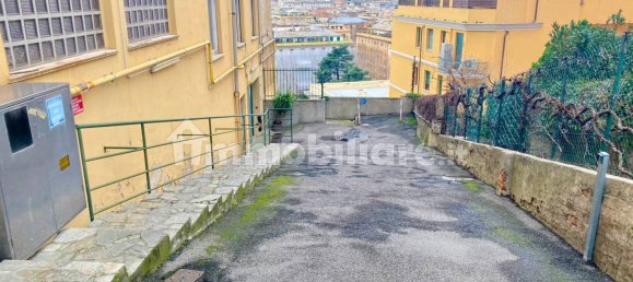 Гараж 14м² в Генуя, Италия № 292408 9