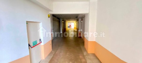 Гараж 14м² в Генуя, Италия № 292408 2