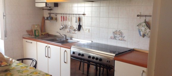 6 rooms Villa in Pieve Porto Morone, Italy No. 255294 5