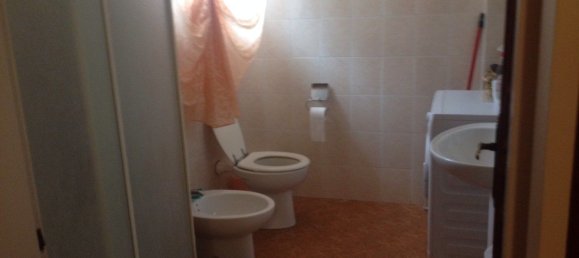 6 rooms Villa in Pieve Porto Morone, Italy No. 255294 9