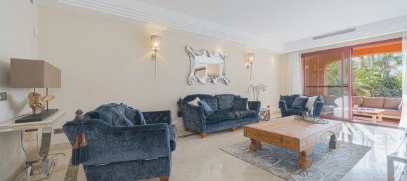 6 Schlafzimmer Villa in Nueva Andalucia, Spain, Nr. 4758 7