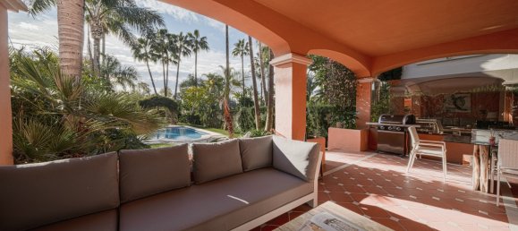 6 Schlafzimmer Villa in Nueva Andalucia, Spain, Nr. 4758 3