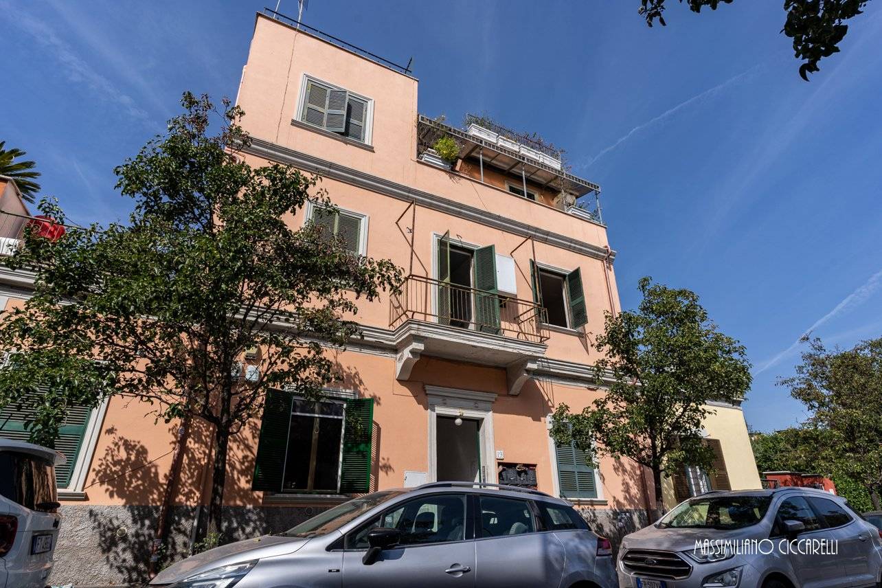 Studio in Rome, Italy, Nr. 391713