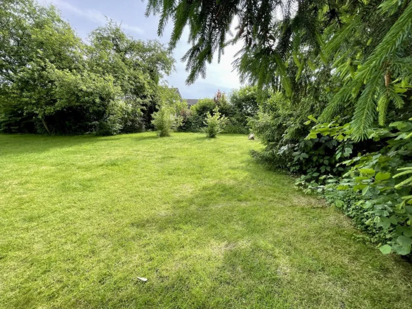  Land in Tubingen, Germany No. 328209