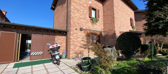 6-salle Villa à Zibido San Giacomo, Italy No. 115795 3