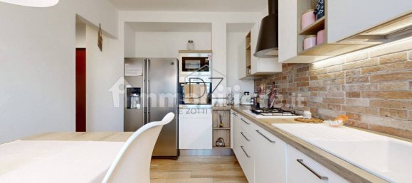 2 Schlafzimmer Wohnung in Milan, Italy, Nr. 331597 23