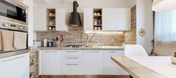 2 Schlafzimmer Wohnung in Milan, Italy, Nr. 331597 25