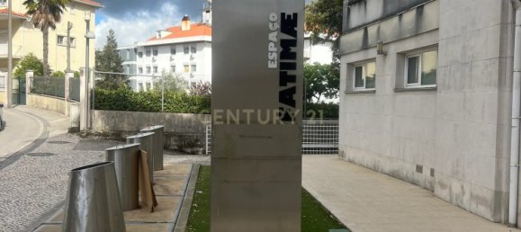 288m² Commercial property in Fatima, Portugal No. 139840 27