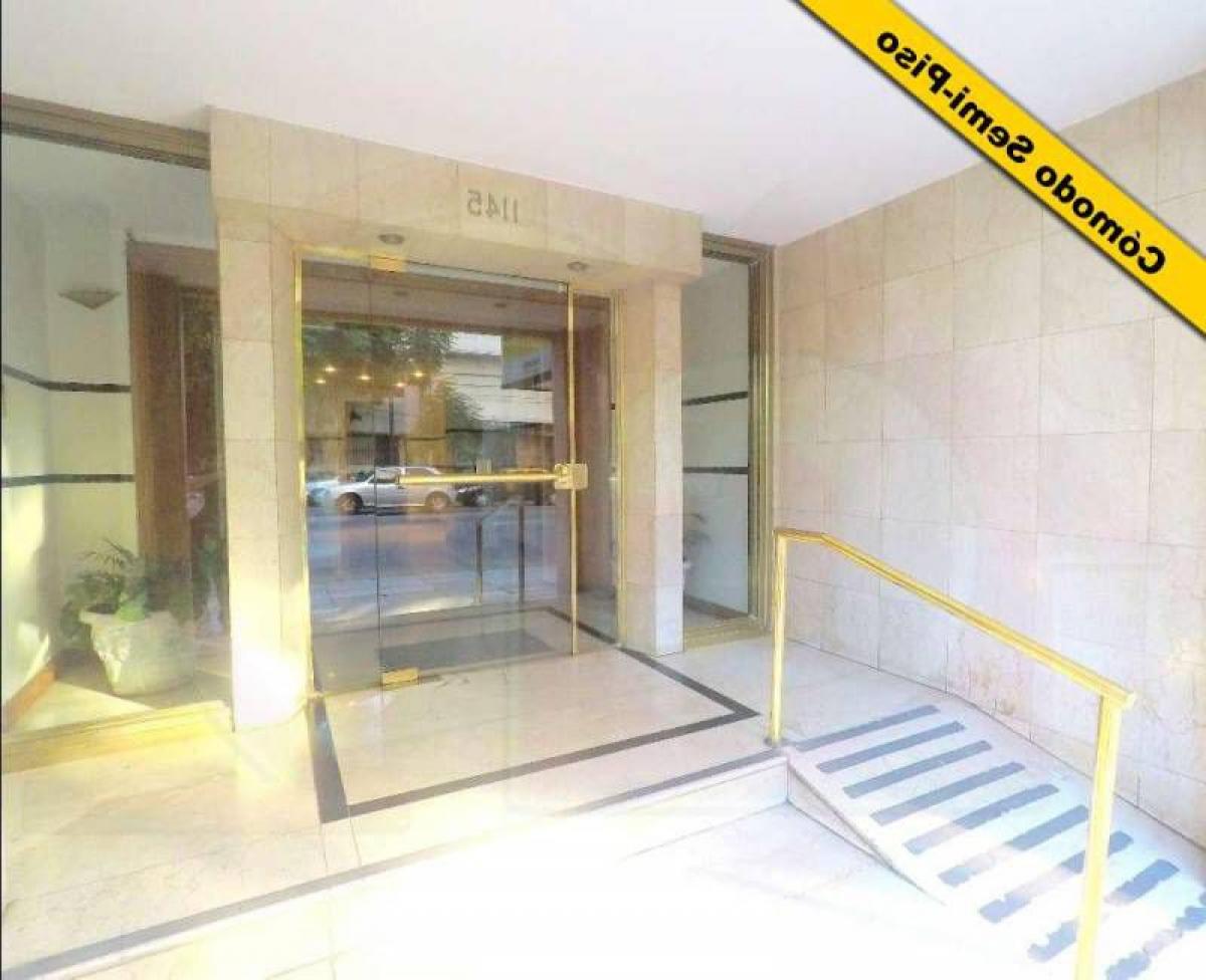 2 bedrooms Apartment in Vicente Lopez, Argentina No. 11359