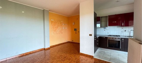 3 bedrooms Apartment in Chieri, Italy No. 327689 6