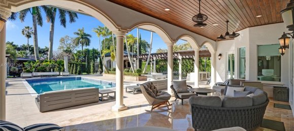4 غرف نوم فيلا في Miami, USA رقم 614774 2