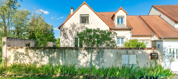 3 Schlafzimmer Haus in Savigny-le-Temple, France, Nr. 285687 12
