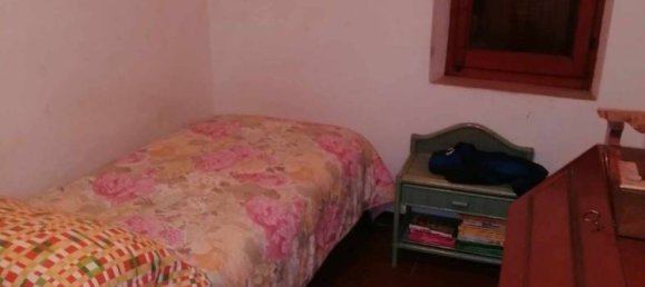 2 bedrooms House in Carrara, Italy No. 291717 5