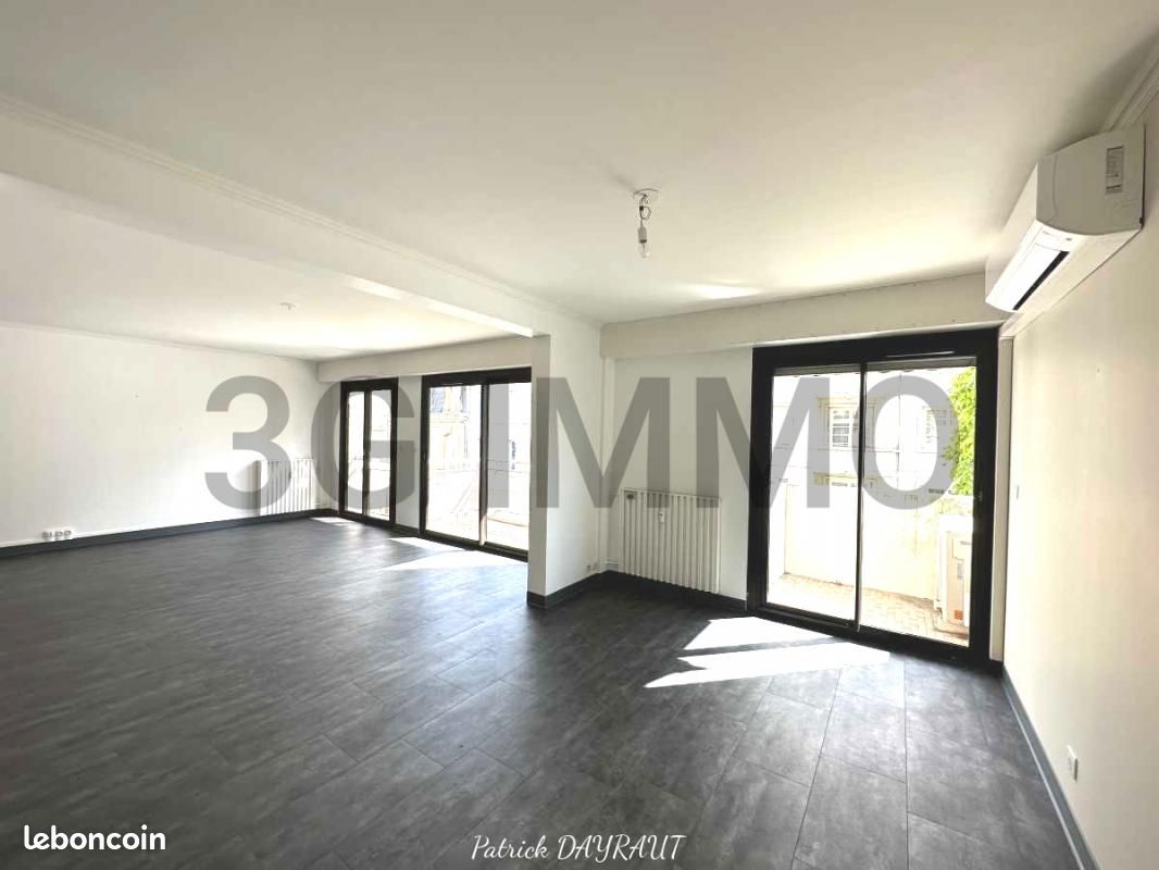 Apartamento de 3 dormitorios en Agen, France No. 201273