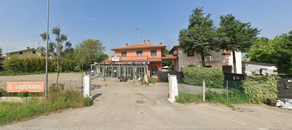 72m² Commercial property in Alfonsine, Italy No. 184491 2