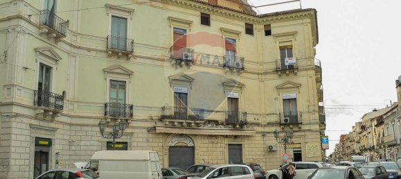 7-Zimmer Wohnung in Paternò, Italy, Nr. 154913 2