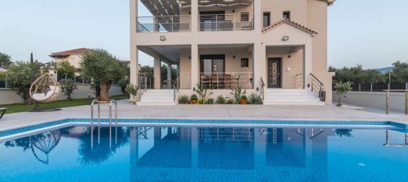 8 غرف نوم عقار تجاري في Zakynthos, Greece رقم 693 23