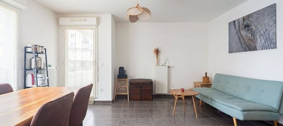 Apartamento de 2 dormitorios en Bezons, France No. 129402 5